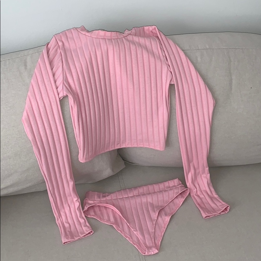 Baby pink matching fitted set